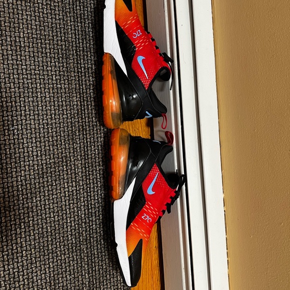 AUTHENTIC NIKE AIR MAX 270 SNEAKERS - Picture 11 of 15